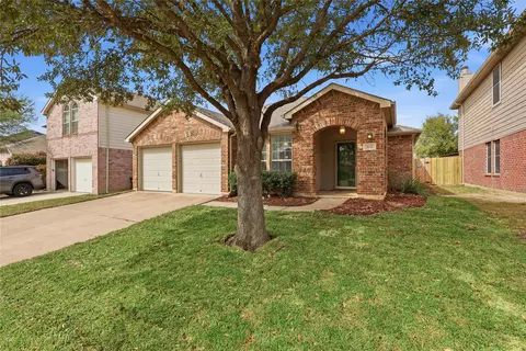 3613 Mountain Ranch Rd, Roanoke, TX 76262