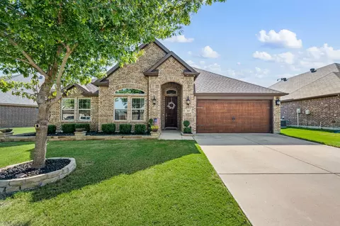 265 Hilltop Dr, Justin, TX 76247