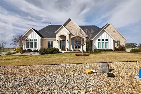 3017 Infinity Dr, Weatherford, TX 76087