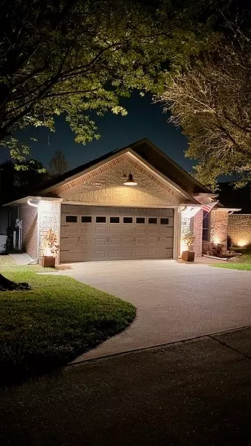 120 Saint Francis Ln, Mabank, TX 75156