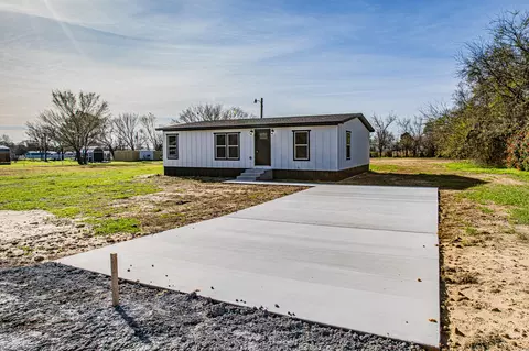 112 Private Road 1307, Bridgeport, TX 76426