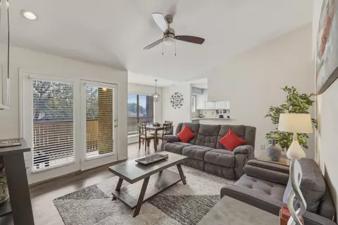 1900 Cloisters Dr #322, Arlington, TX 76011