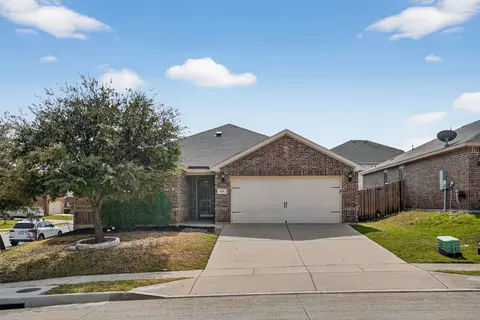 6201 White Jade Dr, Fort Worth, TX 76179