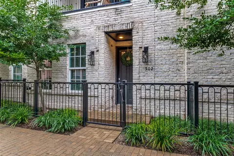 7333 Valley View Ln #502, Dallas, TX 75240