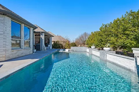 9224 Prickly Pear Trl, Lantana, TX 76226