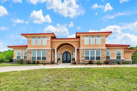 2613 Ranch Ct, Cedar Hill, TX 75104