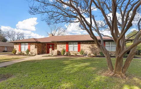 5204 Partridge Rd, Fort Worth, TX 76132