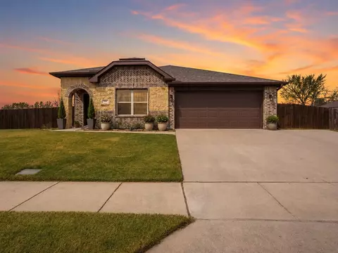 543 Johnson Dr, Lavon, TX 75166