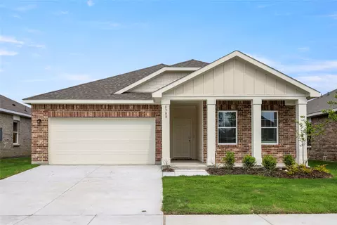 8308 Kimlewick Dr, Fort Worth, TX 76179