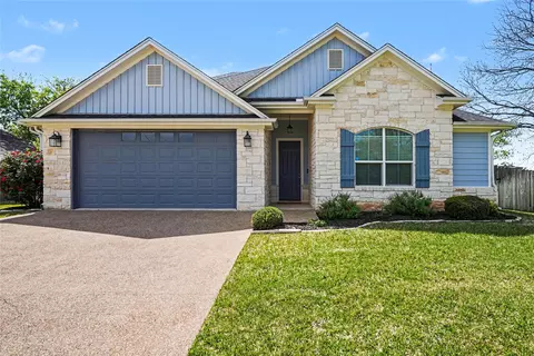 2425 S 16th St, Waco, TX 76706