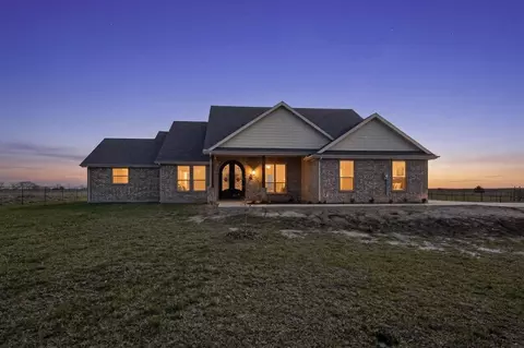 6721 County Road 1140, Leonard, TX 75452