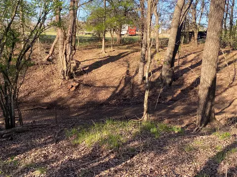 1032 Rays Way, Weatherford, TX 76085