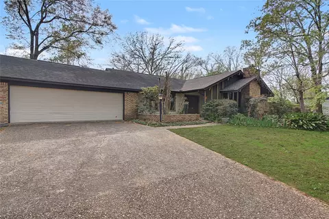 2700 Rhoda Dr, Shreveport, LA 71119