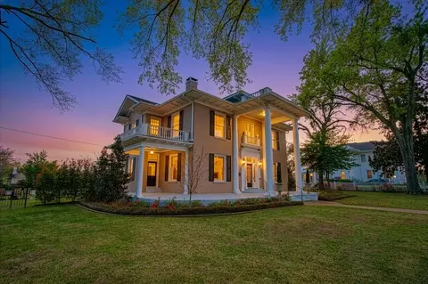 313 E Charnwood, Tyler, TX 75701