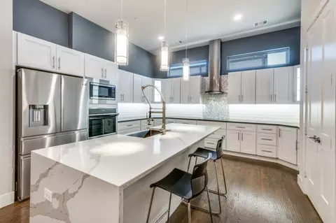 3170 Carmel St #102, Dallas, TX 75204