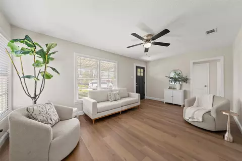 Living - 3117 Fadal Ave, Waco, TX 76708 photo 2 of 2