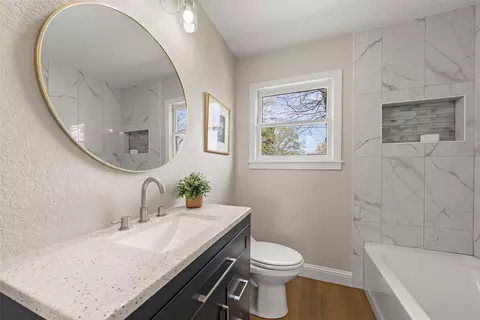 Bath - 3117 Fadal Ave, Waco, TX 76708 photo 2 of 2