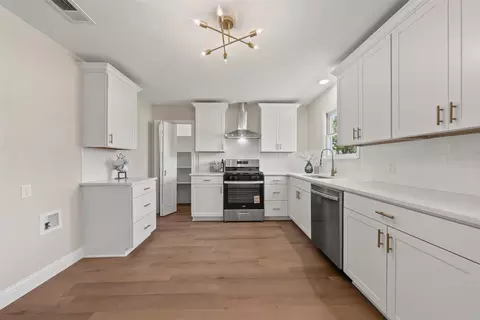 Kitchen - 3117 Fadal Ave, Waco, TX 76708 photo 1 of 3