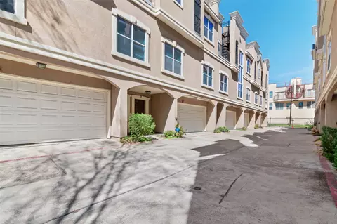 5609 Lindell Ave #3, Dallas, TX 75206