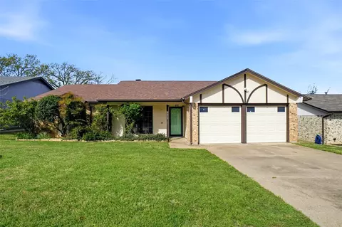 2610 Nelwin Pl, Arlington, TX 76016