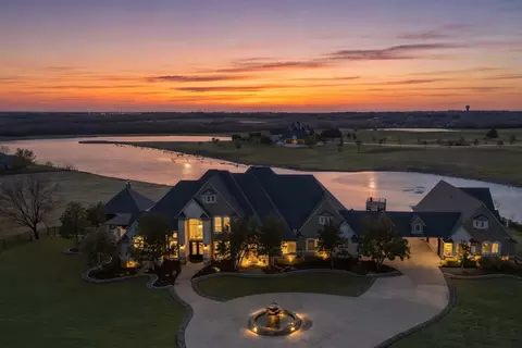 1572 Rabbit Ridge Rd, Heath, TX 75032