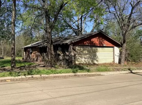 3407 Bewley St, Haltom City, TX 76117