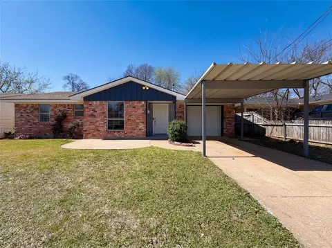 520 Hillside Dr, Sherman, TX 75090
