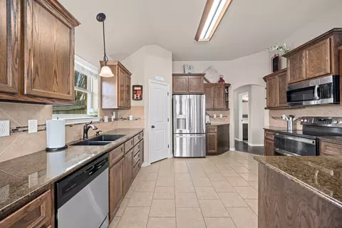 8714 Hansom Cab Cir, Temple, TX 76502
