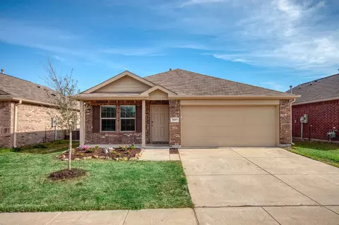 1007 Lady Bird St, Ennis, TX 75119