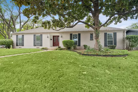 204 Shadywood Ln, Richardson, TX 75080