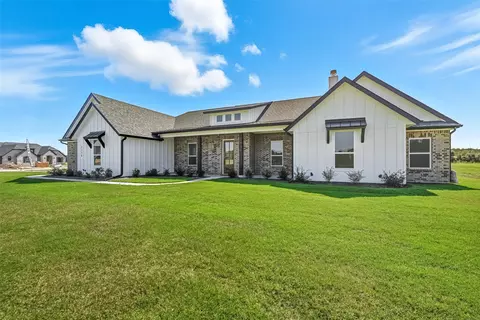 1114 Silver Sage Trl, Weatherford, TX 76085
