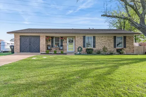 1035 Houston St, Wills Point, TX 75169