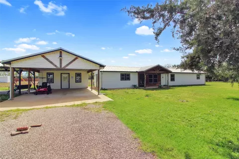 1082 Lagow Ln, Scurry, TX 75158