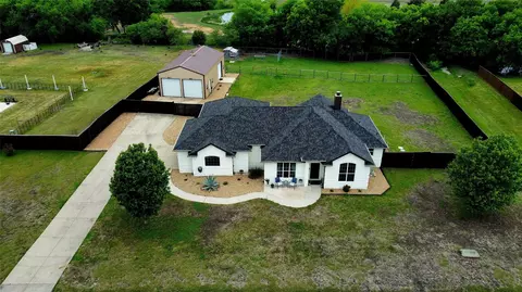 105 Avalon Dr, Princeton, TX 75407