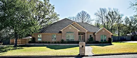 1111 Lonnie Dr, Athens, TX 75751