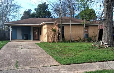 4903 Dahlia Dr, Bossier City, LA 71111