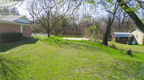 2721 Barret St, Denison, TX 75020