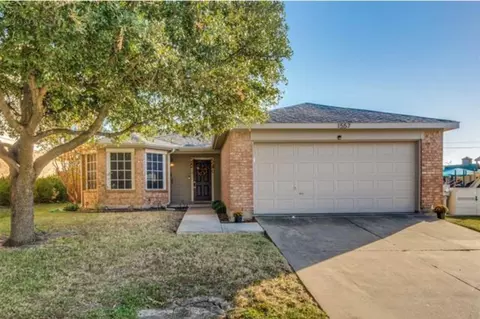 1557 Crown View Dr, Little Elm, TX 75068