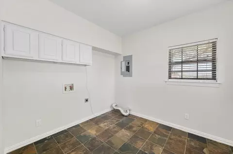 Other - 1105 E Highland Rd, Oak Leaf, TX 75154 photo 2 of 5