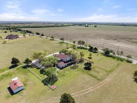 View/Area - 1105 E Highland Rd, Oak Leaf, TX 75154 photo 2 of 3