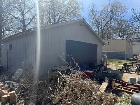 620 E Shepherd St, Denison, TX 75021 photo 5