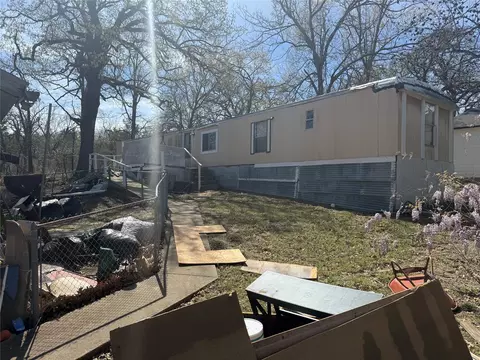 620 E Shepherd St, Denison, TX 75021 photo 6