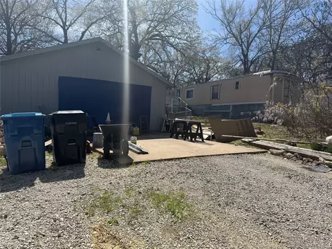 620 E Shepherd St, Denison, TX 75021