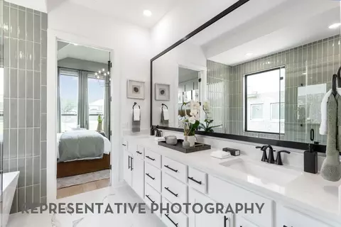 Bath - 11328 Bratton Blvd, Haslet, TX 76052 photo 1 of 1