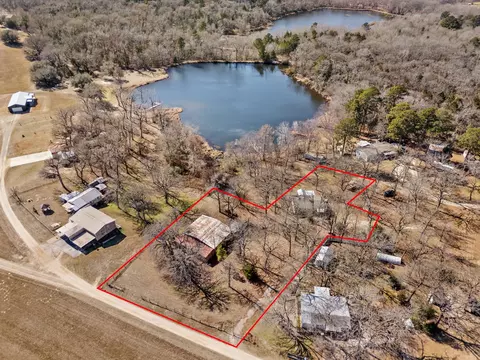 23425 Fm 1995, Lindale, TX 75771