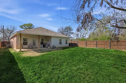 5179 Charlene St, Fort Worth, TX 76105