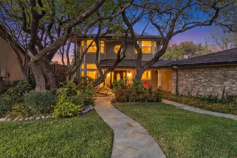 8 Buccaneer Ct, Fort Worth, TX 76179