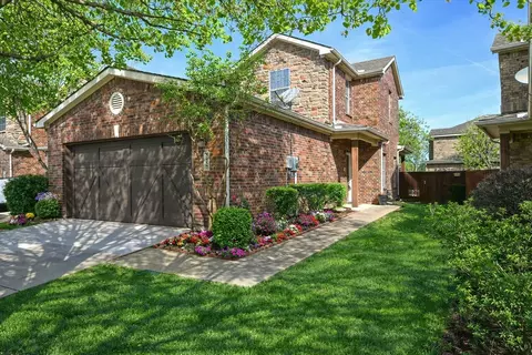 5957 Lost Valley Dr, The Colony, TX 75056