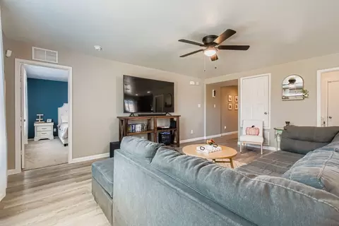 1713 Abby Creek Dr, Little Elm, TX 75068