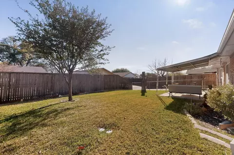 Exterior - 3214 Cedar Ln, Rowlett, TX 75089 photo 8 of 9